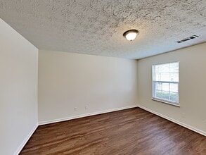 2999 Storybook Ln in Grayson, GA - Building Photo - Building Photo