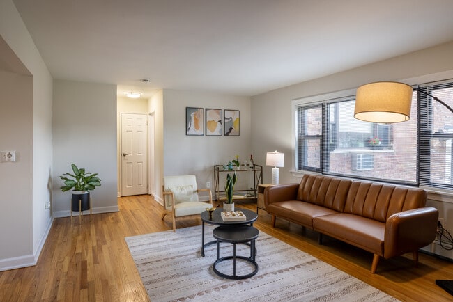 Highland Manor Apartments