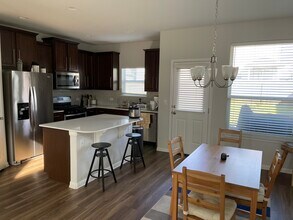 10717 Blacket Drive, Unit Room A in Austin, TX - Building Photo - Building Photo