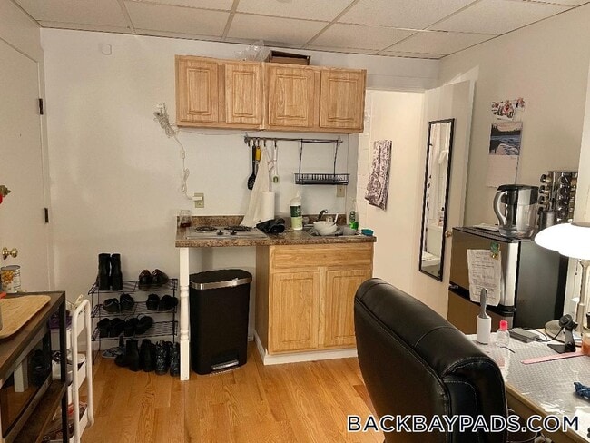 405 Beacon St, Unit C in Boston, MA - Foto de edificio - Building Photo