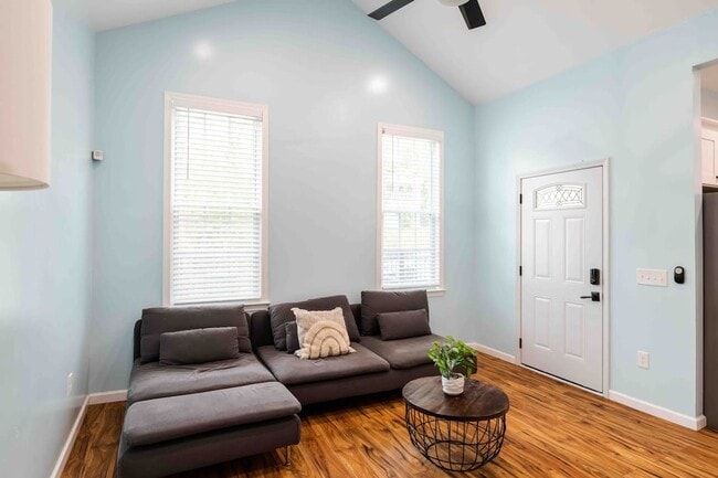 878 Coleman St SW in Atlanta, GA - Building Photo - Building Photo