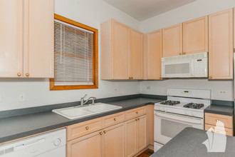 2732 N Wayne Ave in Chicago, IL - Building Photo - Building Photo