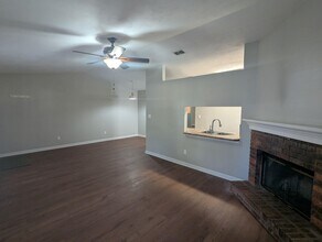 202 Whetherbine Way W in Tallahassee, FL - Building Photo - Building Photo
