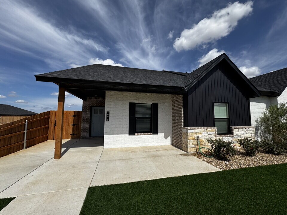 10917 Abbeville Ave in Lubbock, TX - Building Photo