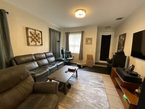 11253 Running Pine Dr in Riverview, FL - Building Photo - Building Photo
