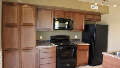 9131 W Ustick Rd in Boise, ID - Building Photo - Building Photo