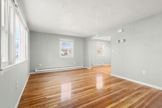 2 Starbird Ave in Boston, MA - Building Photo - Building Photo