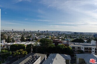 1131 Alta Loma Rd-Unit -403 in West Hollywood, CA - Building Photo - Building Photo
