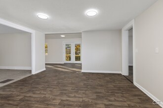 2980 Budd Rd in Stockbridge, MI - Foto de edificio - Building Photo