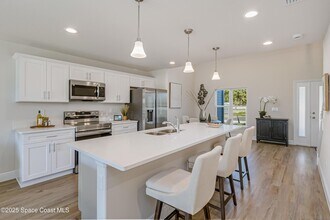 187 Hidden Woods Place in Melbourne, FL - Foto de edificio - Building Photo