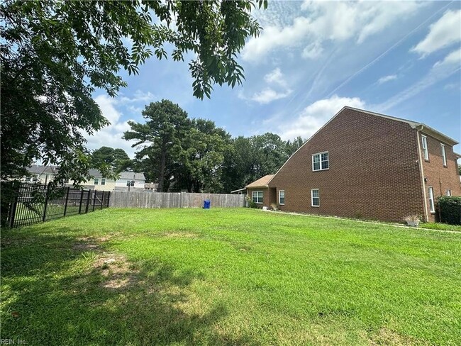 4447 Rivermill Ct in Portsmouth, VA - Building Photo - Building Photo