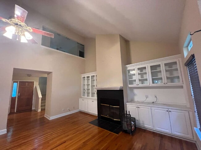 property at 257 Starmount Dr