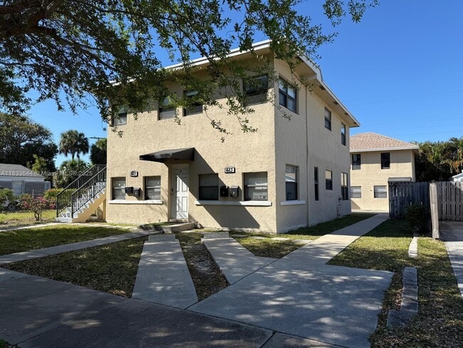 property at 423 53rd St