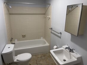 12 Waverly Terrace in Cumberland, MD - Building Photo - Building Photo