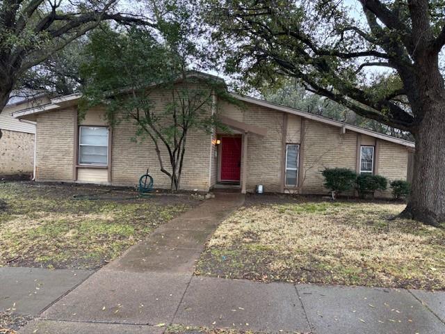 3214 Flagstone Dr in Garland, TX - Building Photo