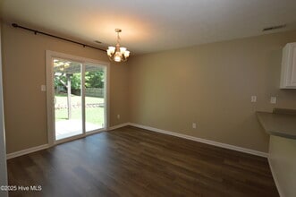 120 Walnut Hills Dr in Richlands, NC - Building Photo - Building Photo