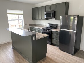 204 River Rock St in Reno, NV - Building Photo - Interior Photo