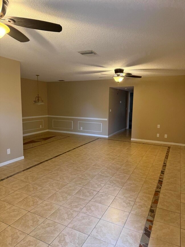 1720 Lakefront Blvd in Fort Pierce, FL - Building Photo - Building Photo