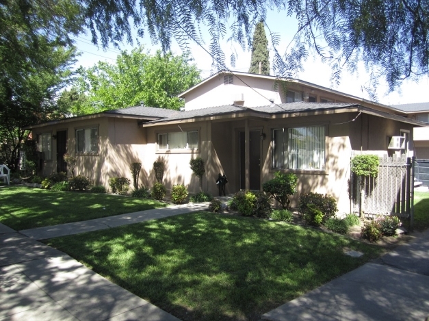 Upland Terrace Apartments in Upland, CA - Building Photo