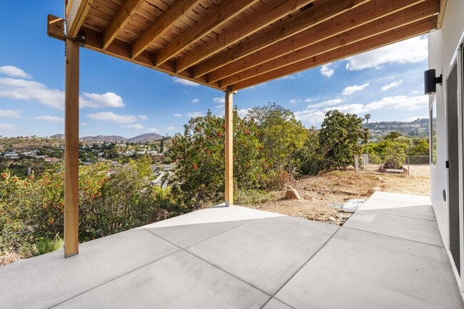 5564 Hamill Ave in San Diego, CA - Building Photo - Building Photo