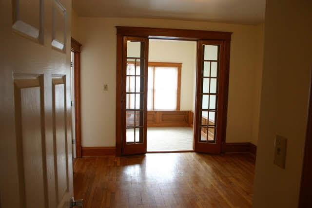 5784 Pershing Ave in St. Louis, MO - Building Photo