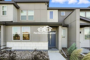 6521 N Dunkirk St in Denver, CO - Building Photo