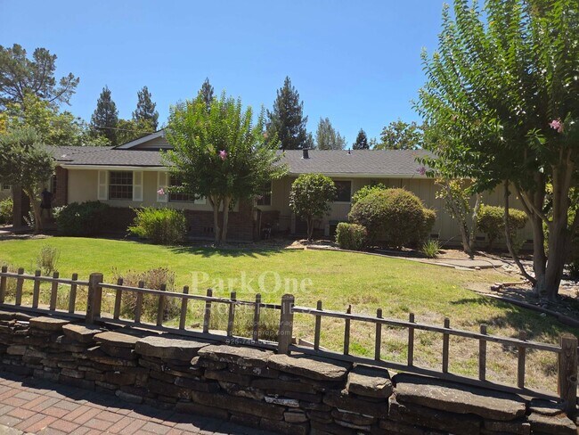 property at 2994 Roundhill Rd