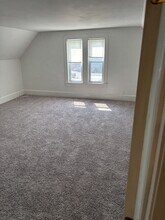 15 Pilling St, Unit Unit 2 in Haverhill, MA - Building Photo - Building Photo