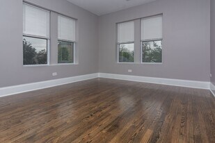 1330 W 78th St, Unit 3 in Chicago, IL - Building Photo
