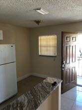 422 Lakeside Dr-Unit -#237 in Margate, FL - Foto de edificio - Building Photo