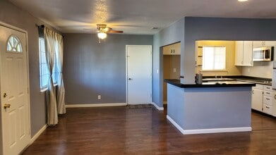 1992 14th St in Olivehurst, CA - Building Photo - Building Photo