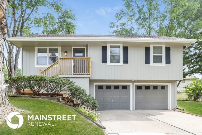 property at 1435 Park Cir