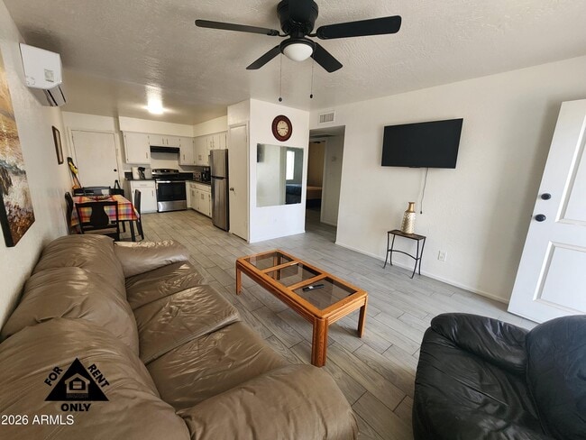 2001 W Turney Ave in Phoenix, AZ - Building Photo - Building Photo