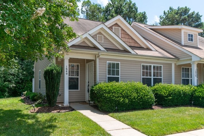 property at 1640 Heather Chase Dr
