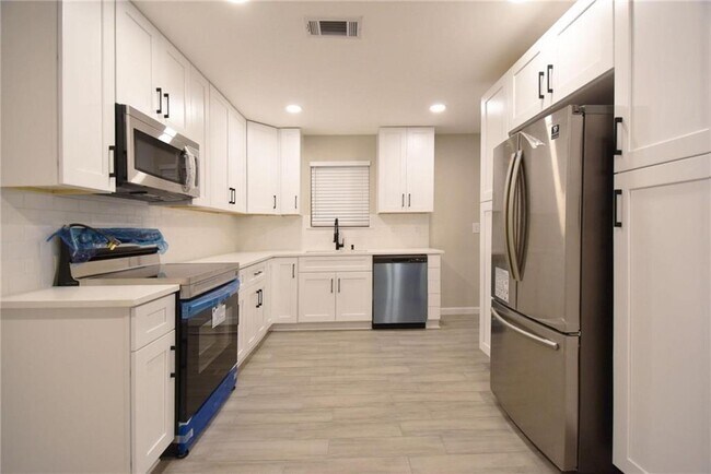 property at 8600 Fathom Cir