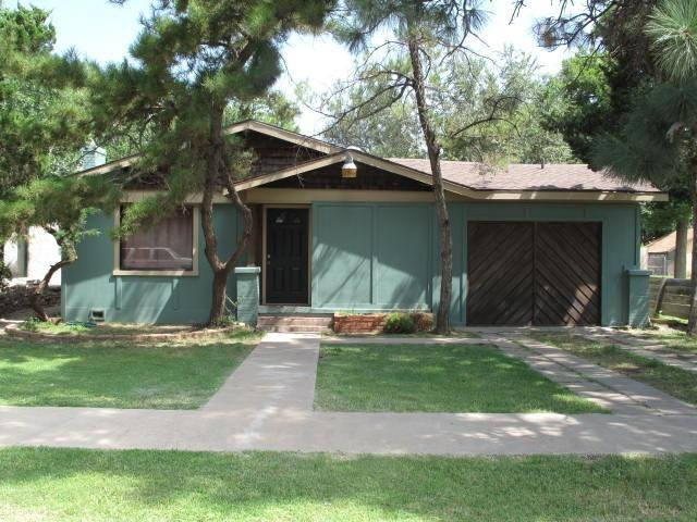 2312 18th St in Lubbock, TX - Building Photo