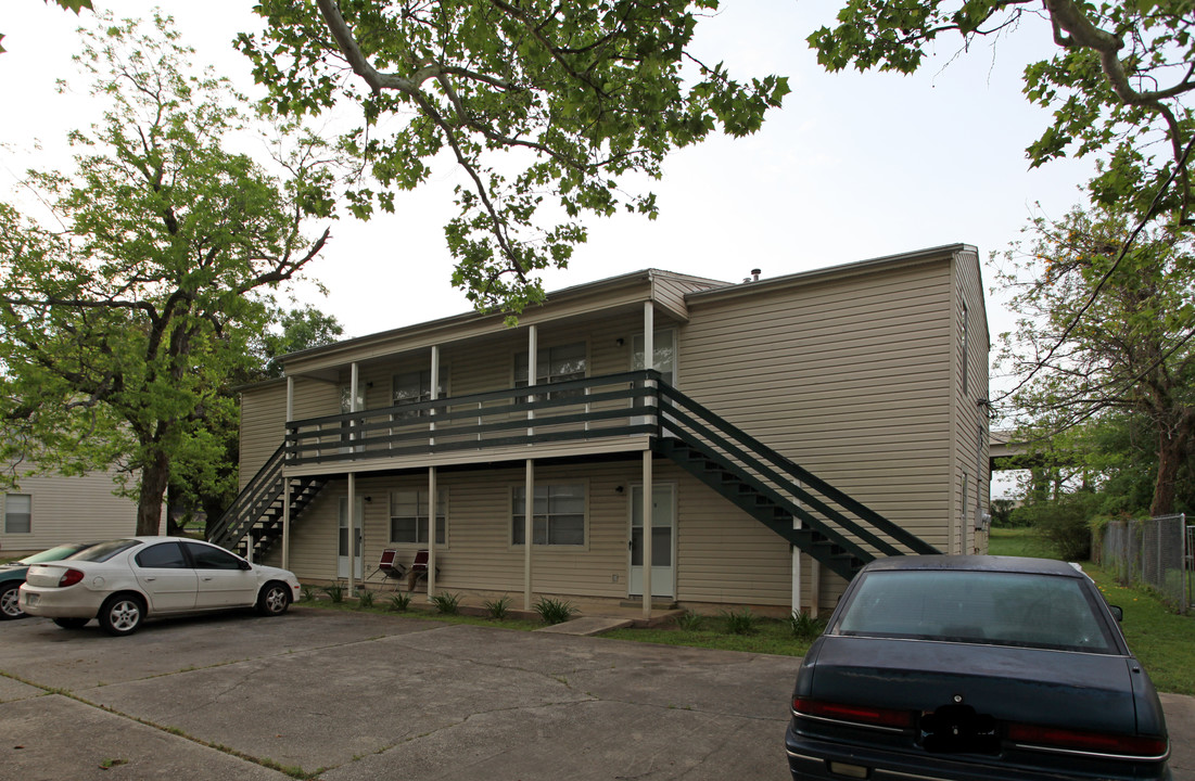 157 Strong St in Pensacola, FL - Building Photo