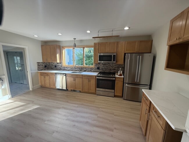 property at 48 Shannon St