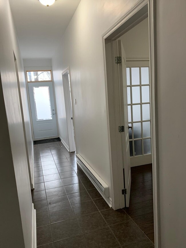 property at 5150 Papineau Av