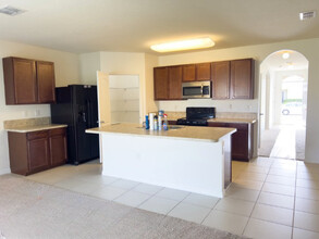 3052 Sangria St in Kissimmee, FL - Building Photo - Building Photo