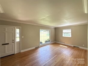 1127 Queensgate St in Gastonia, NC - Building Photo - Building Photo