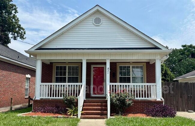 property at 831 D'Antignac St