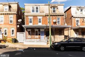 1515 Arrott St in Philadelphia, PA - Building Photo