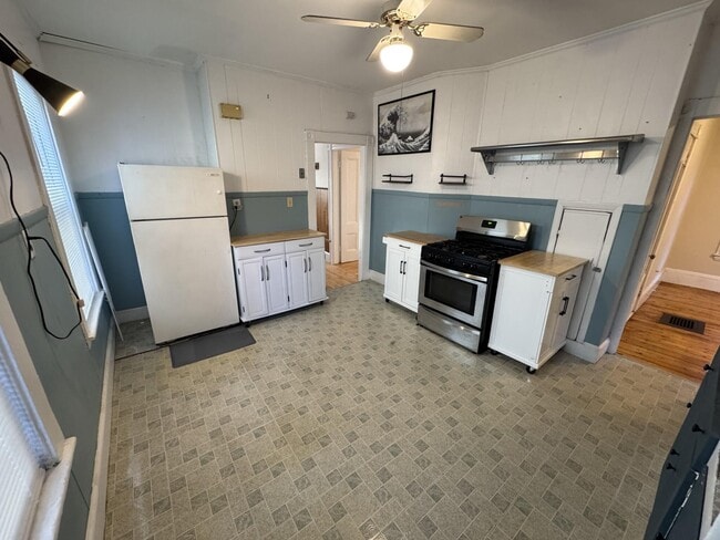 377 Highland Ave, Unit 377