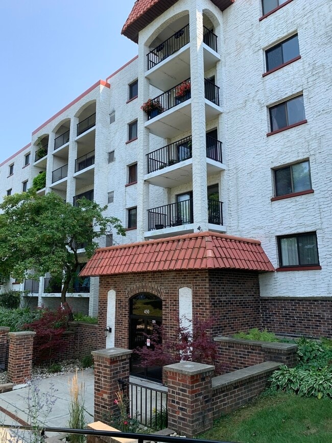property at 450 Plum Creek Dr