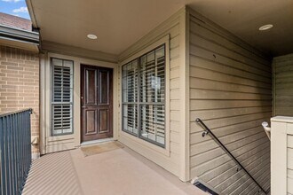 5080 Westgrove Dr in Dallas, TX - Building Photo - Building Photo
