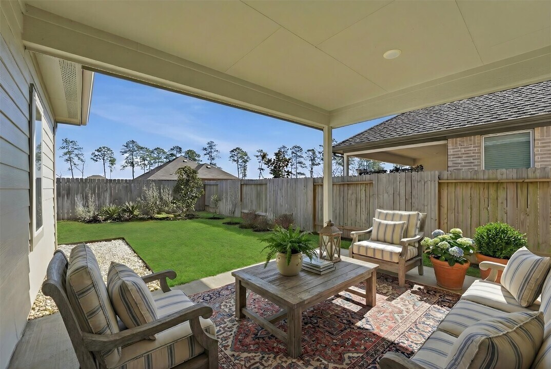 13744 Rising Sun Ln in Shenandoah, TX - Building Photo