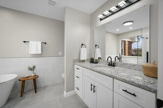 4 Tiger Dr in Wentzville, MO - Building Photo - Building Photo