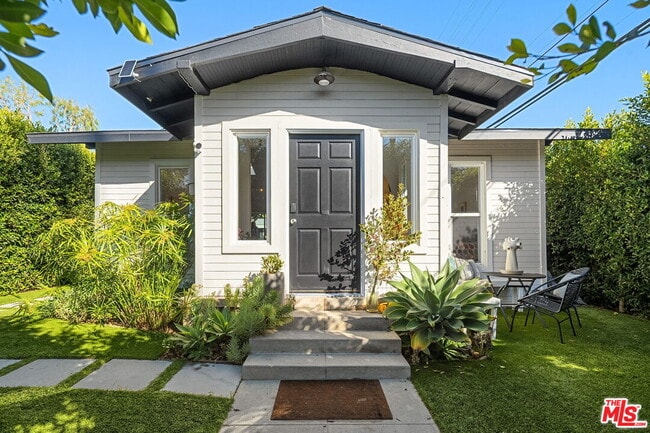 property at 2012 Linden Ave