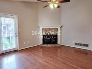 460 Polk Manor Dr in Greenwood, IN - Building Photo - Building Photo